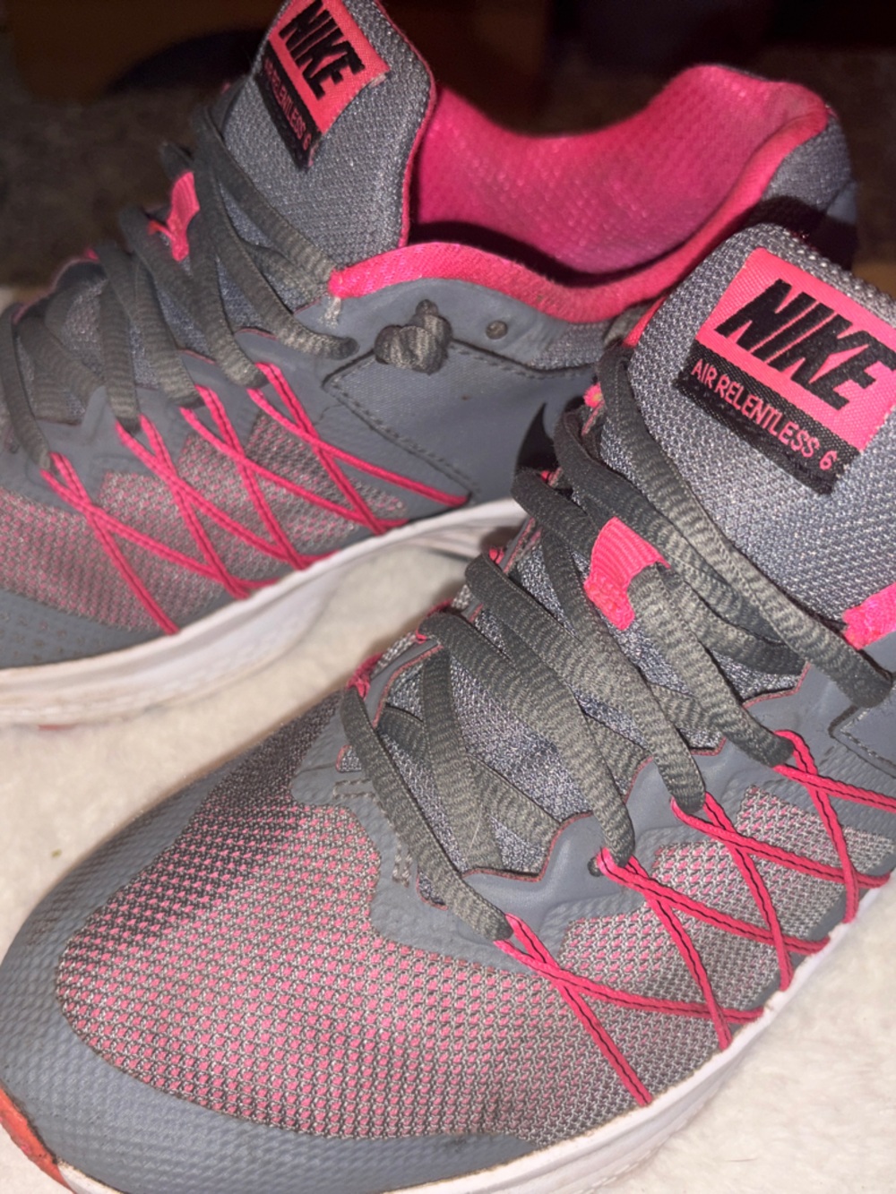 Nike Women’s Gray and Pink Athletic Sneakers